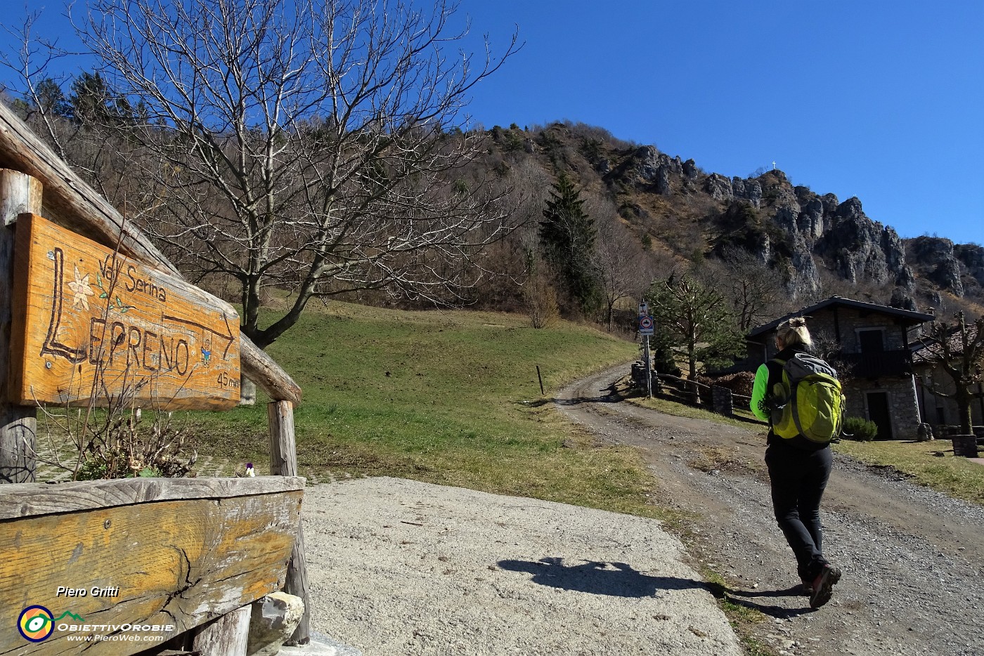 09 Partiamo da Salvarizza -Santa Croce di S. Pellegrino Terme.JPG